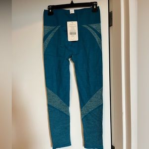 NEW! Fabletics teal workout pants size M